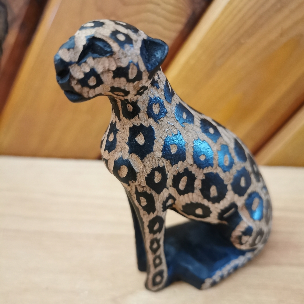 Handcarved Leopard - Picture 6 of 6